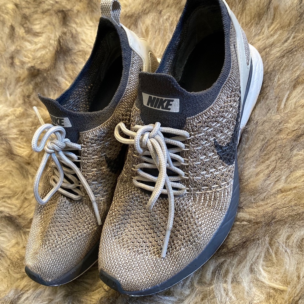 Nike Air Flyknit Running Shoes